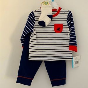 Little me 2 piece jogger set with socks